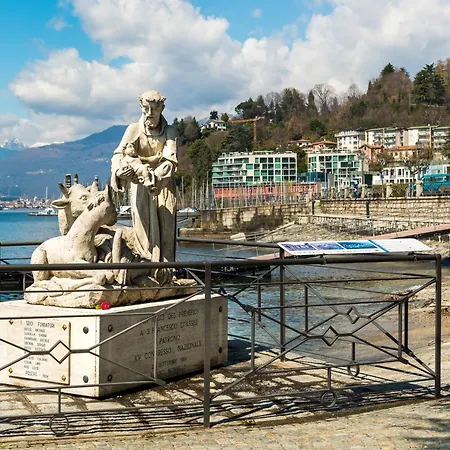 La Brezza Del Maggiore: With Terrace And View - Happy Laveno-Mombello