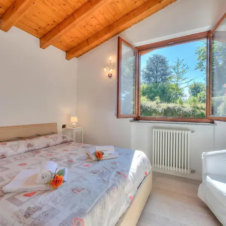 La Brezza Del Maggiore: With Terrace And View - Happy Laveno-Mombello