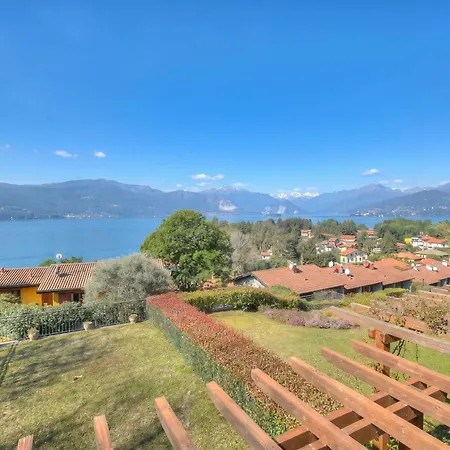 La Brezza Del Maggiore: With Terrace And View - Happy Daire Laveno-Mombello
