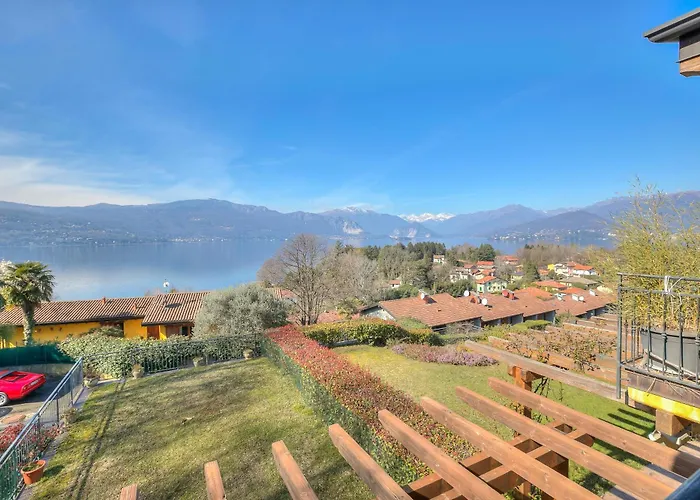 La Brezza Del Maggiore With View - Happy Apartamento *